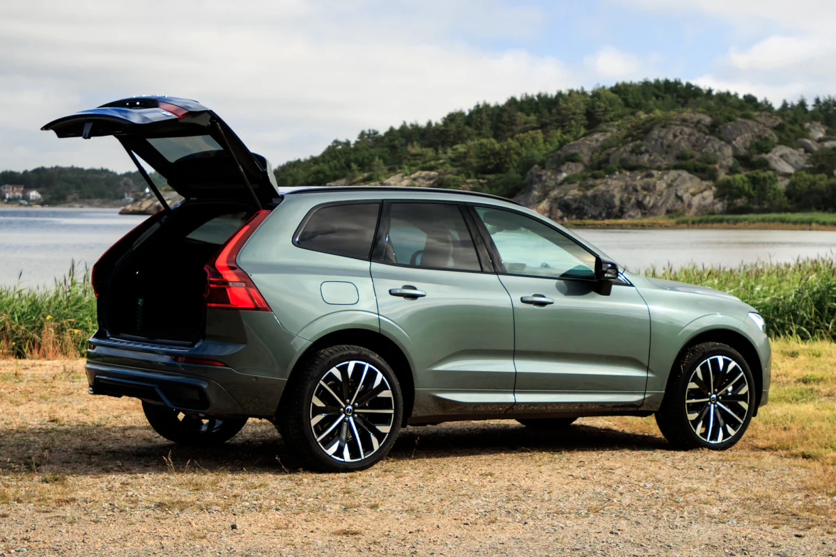 2026 Volvo XC60 Recharge